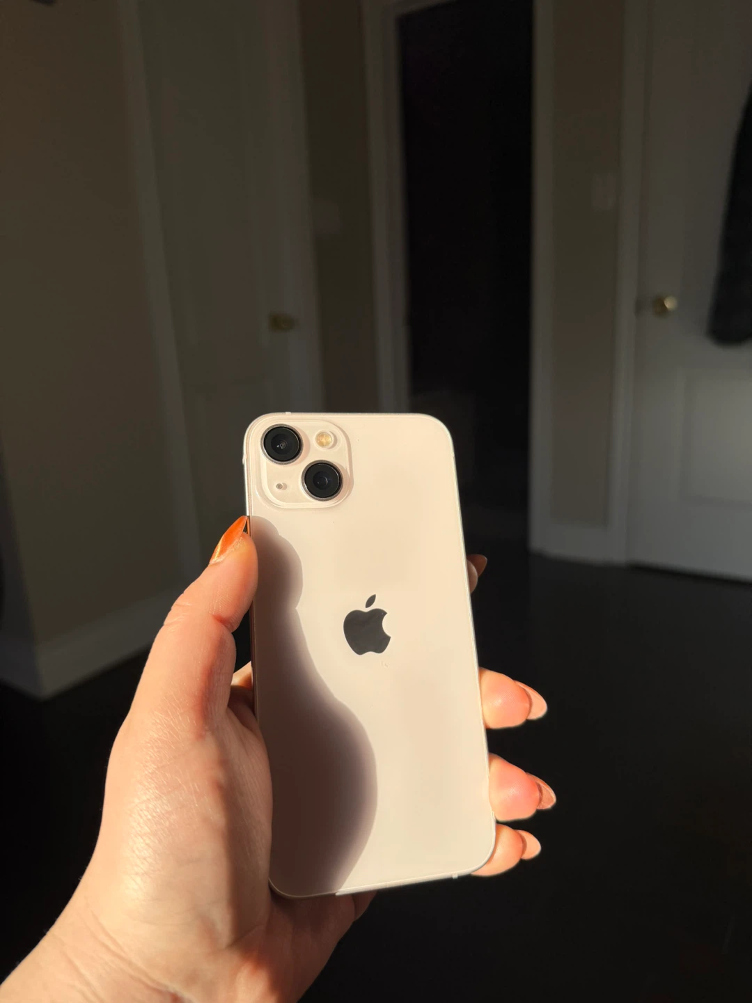 Apple iPhone 13, Pink - photo 2
