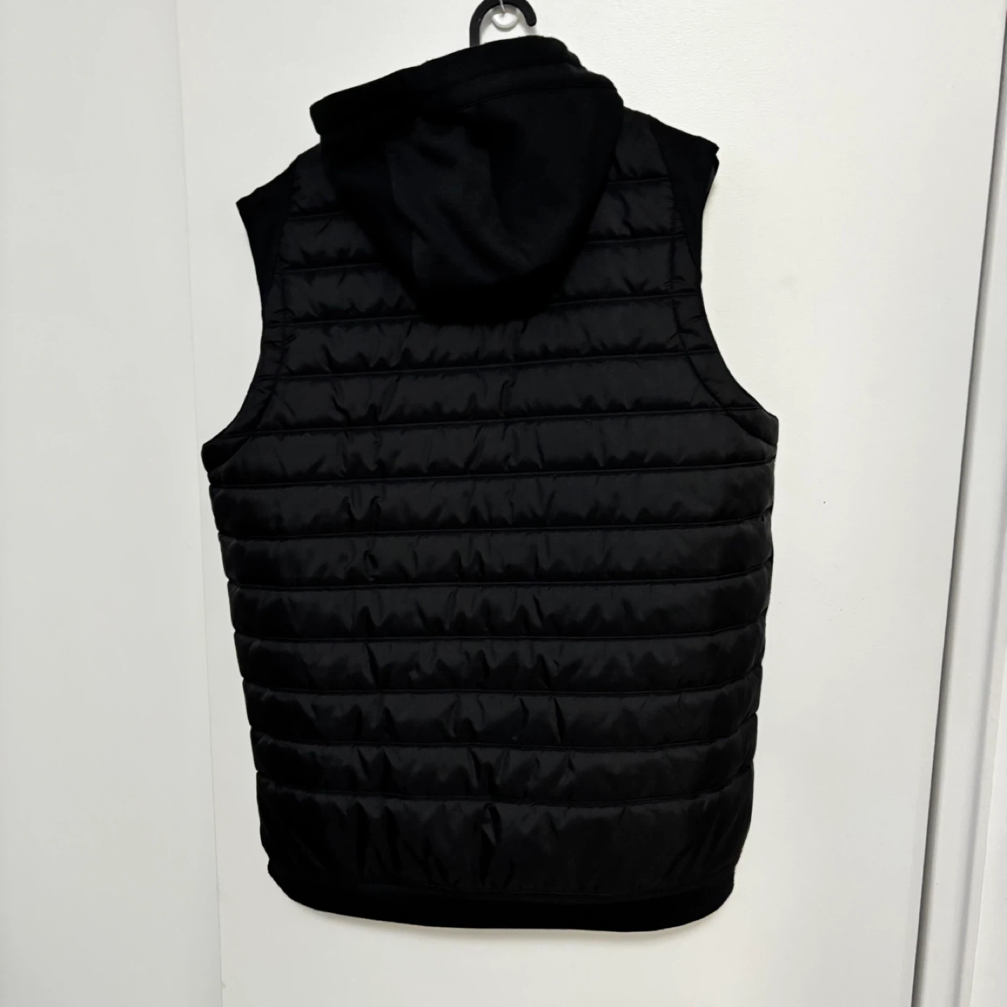 Nike Standard Fit Black Vest - Size L - photo 2
