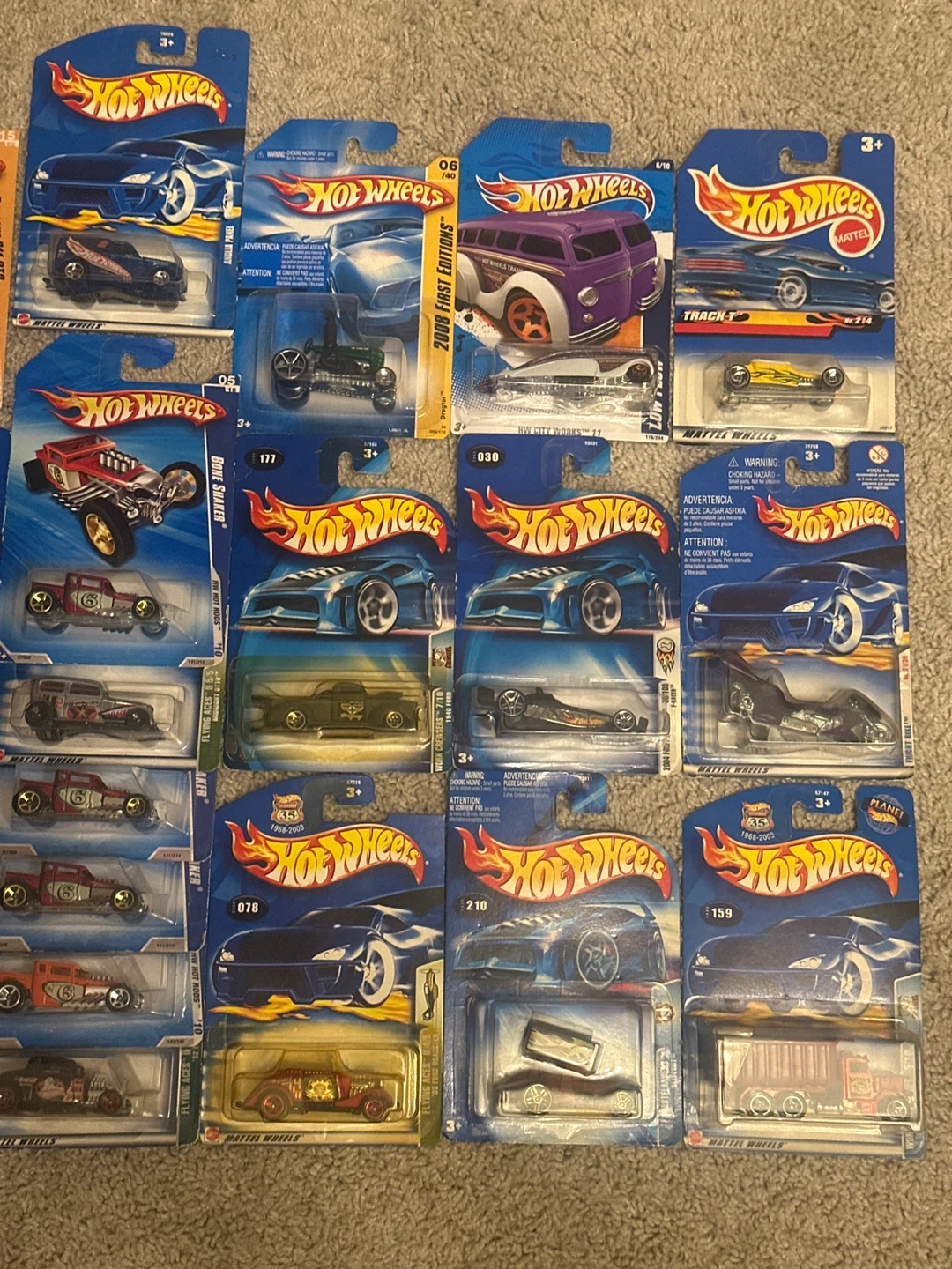 Hot Wheels Collector Lot (28 Cars) - photo 3