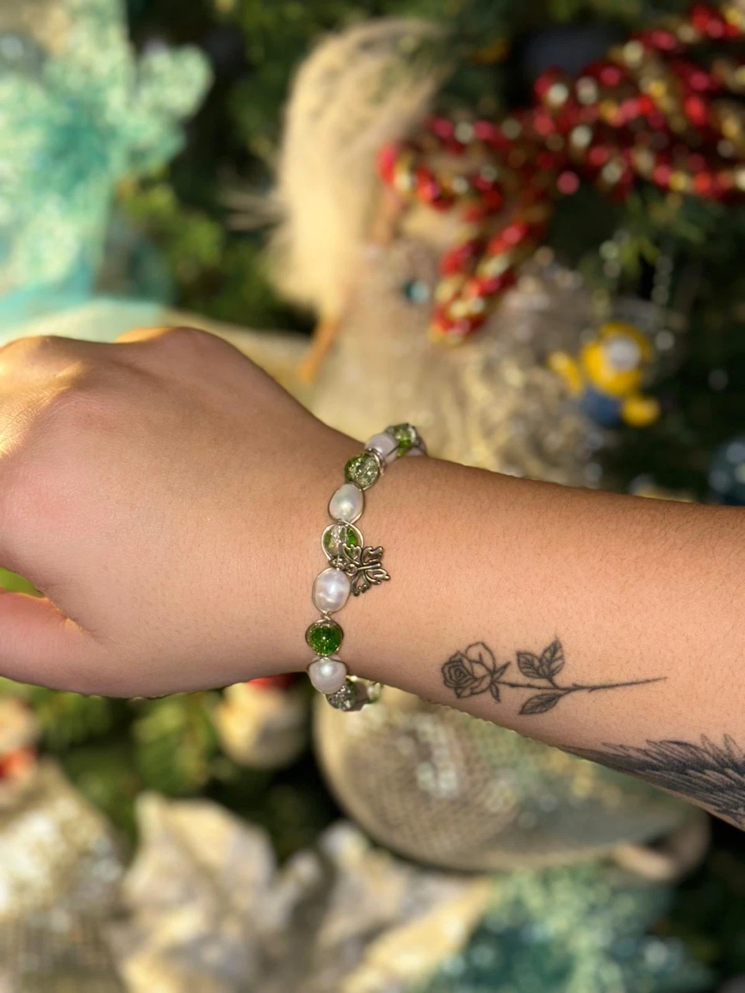 Handmade Beaded Bracelet - Green & Pearl - photo 2
