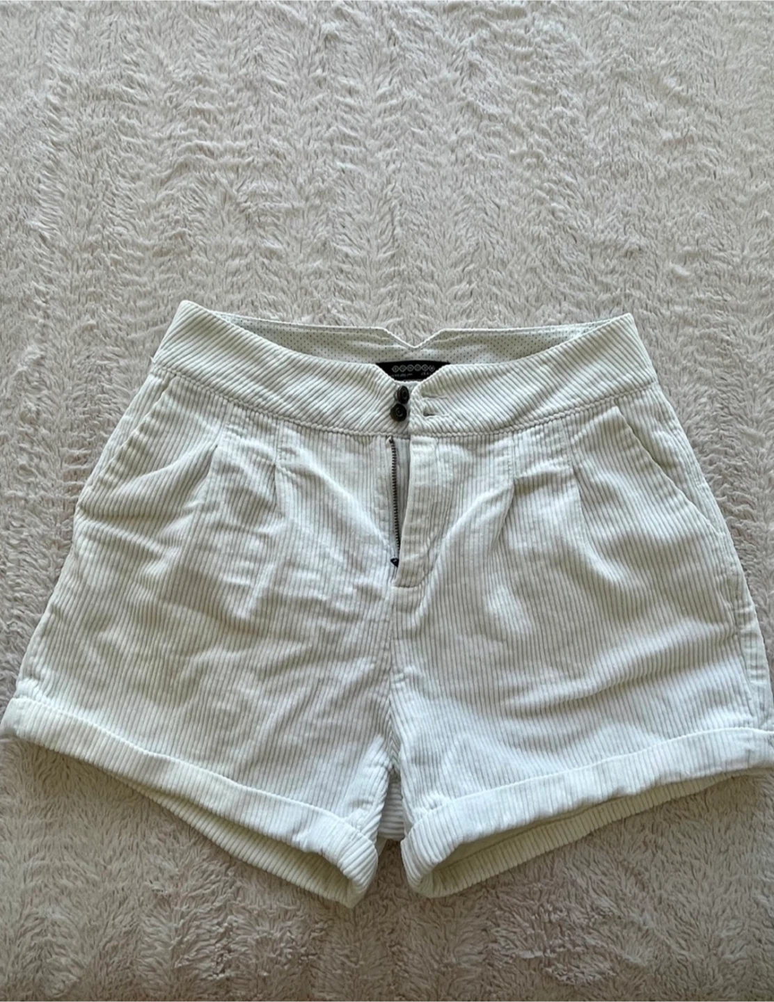 Women’s bundle clothes (skirt, short, jumpsuit) - photo 2