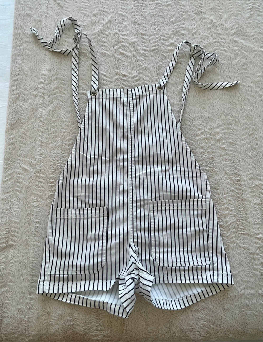 Women’s bundle clothes (skirt, short, jumpsuit) - photo 5