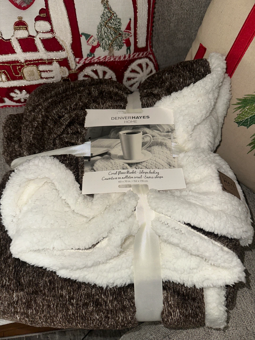 Denver Hayes Coral Fleece Blanket - NEW