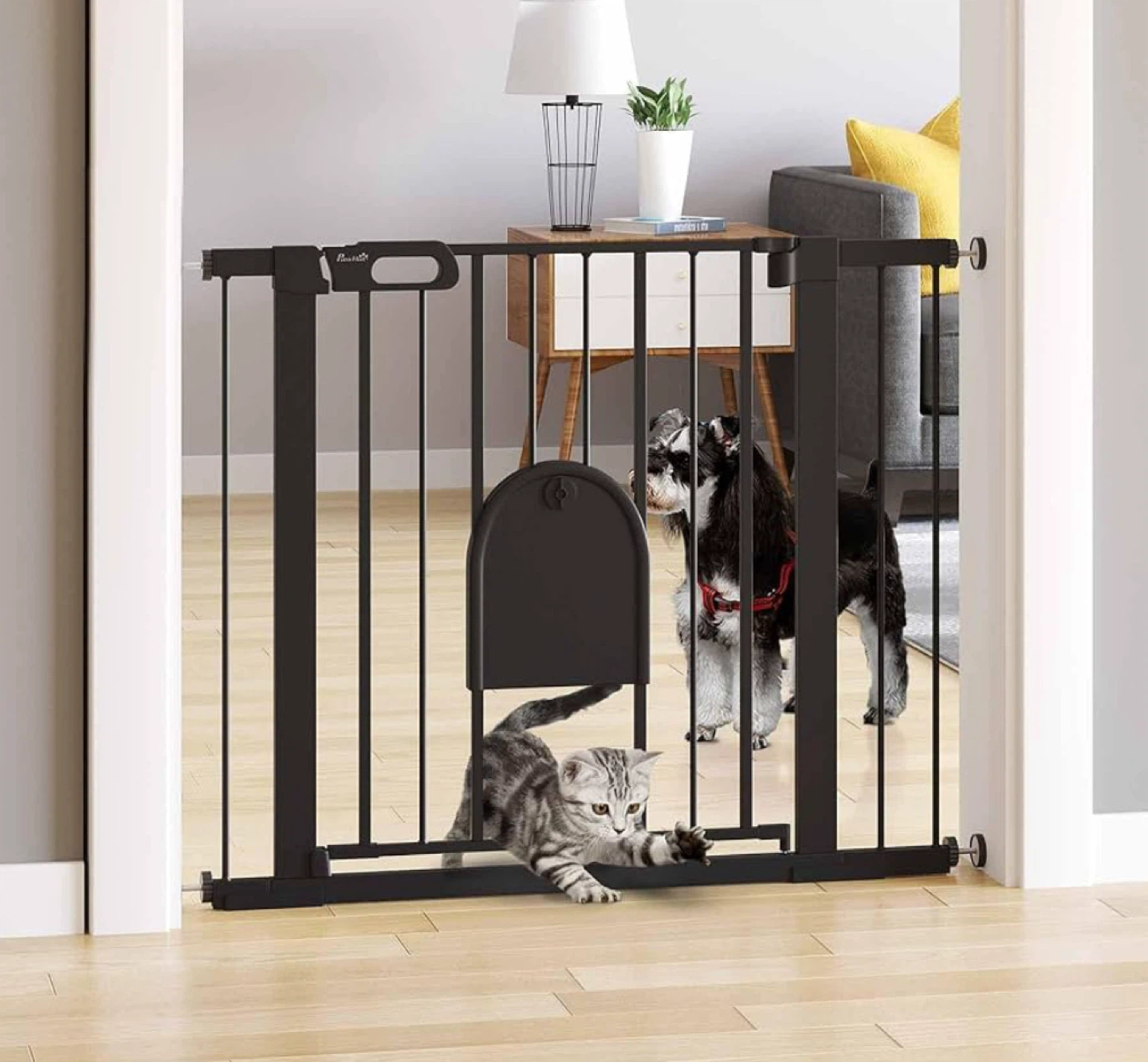 New Adjustable Extra Tall baby/Pet Gate