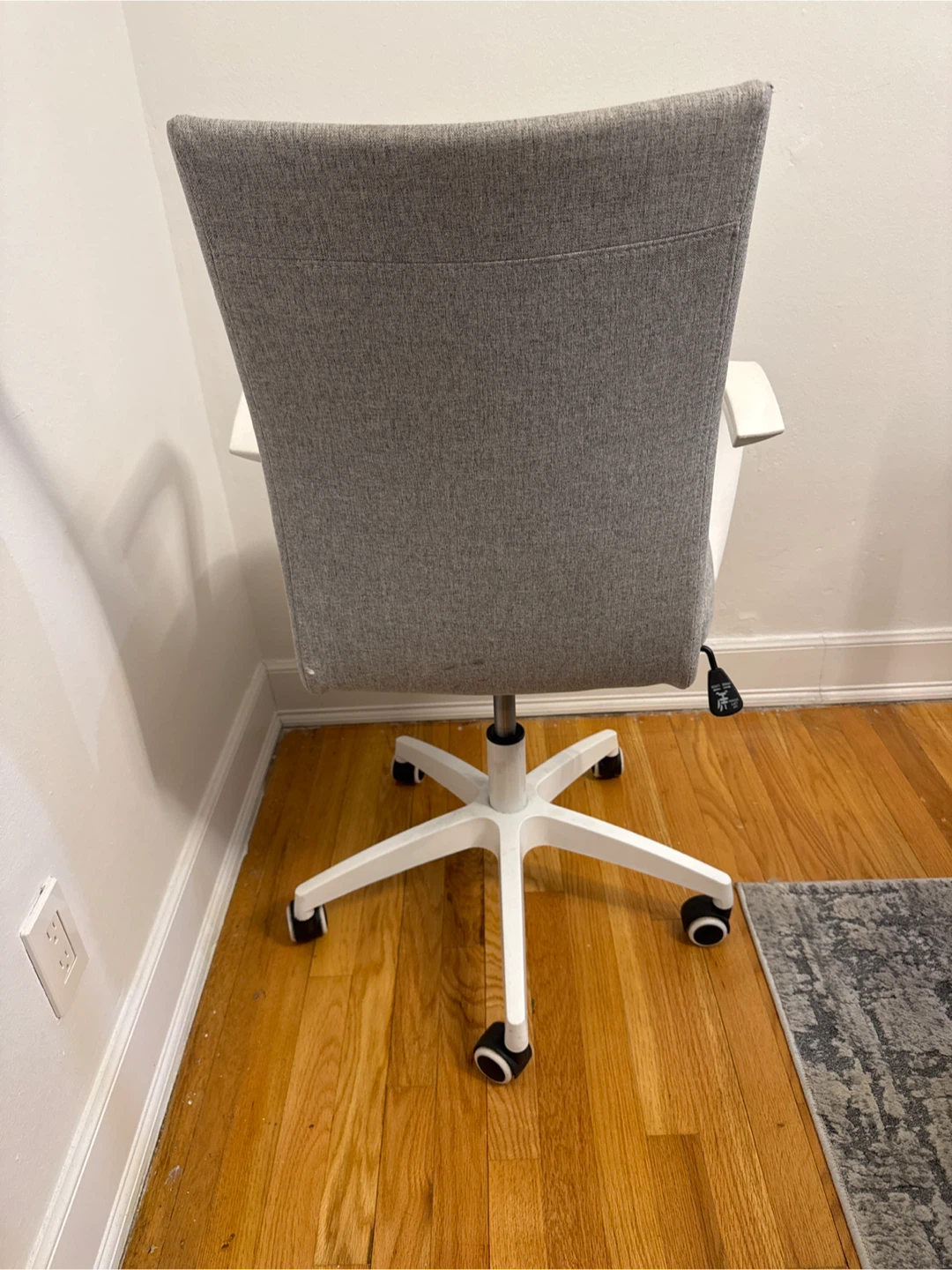 Gray Office Chair - photo 3