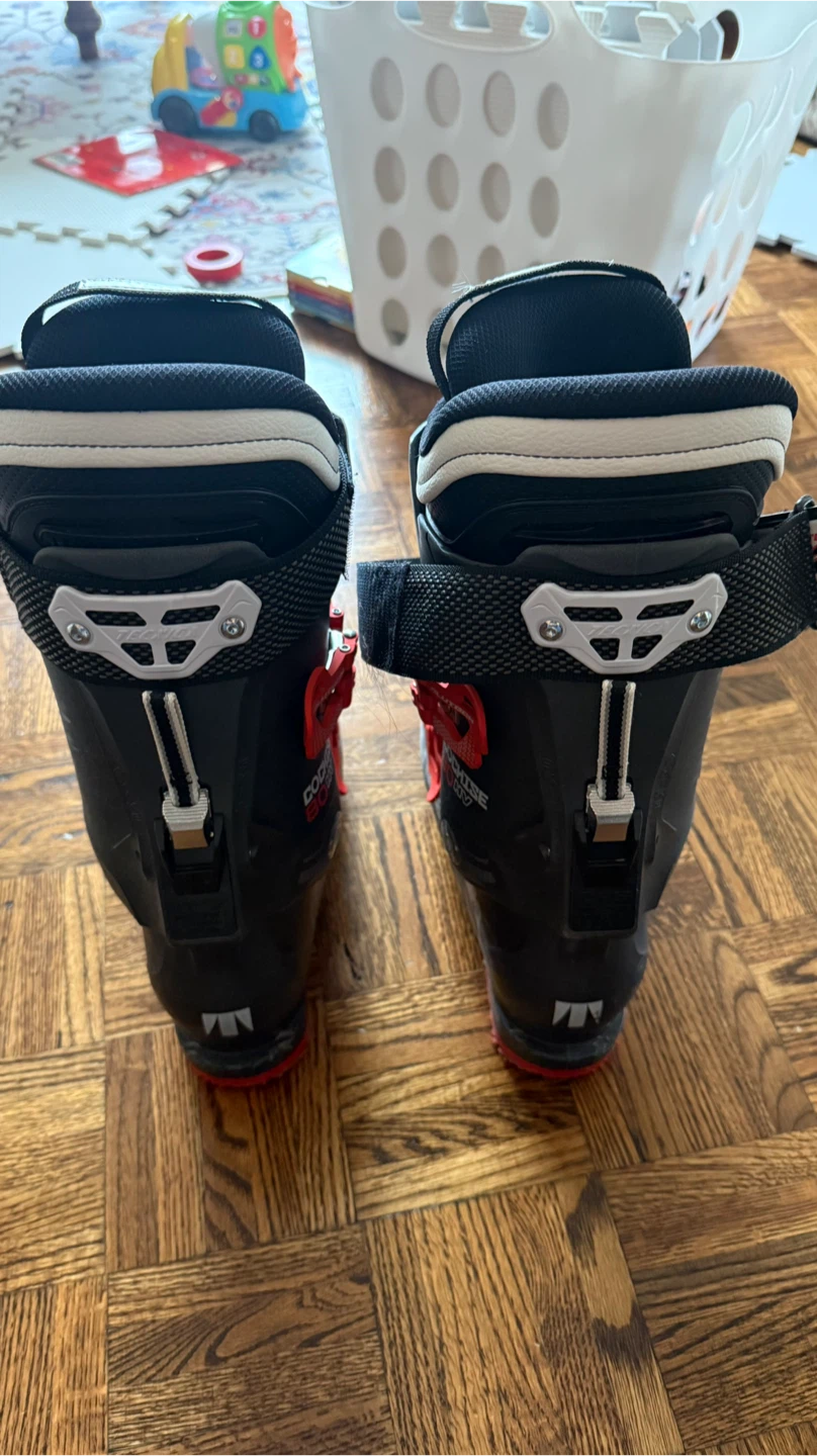 Ski Boots - Size 29-29.5 - photo 2