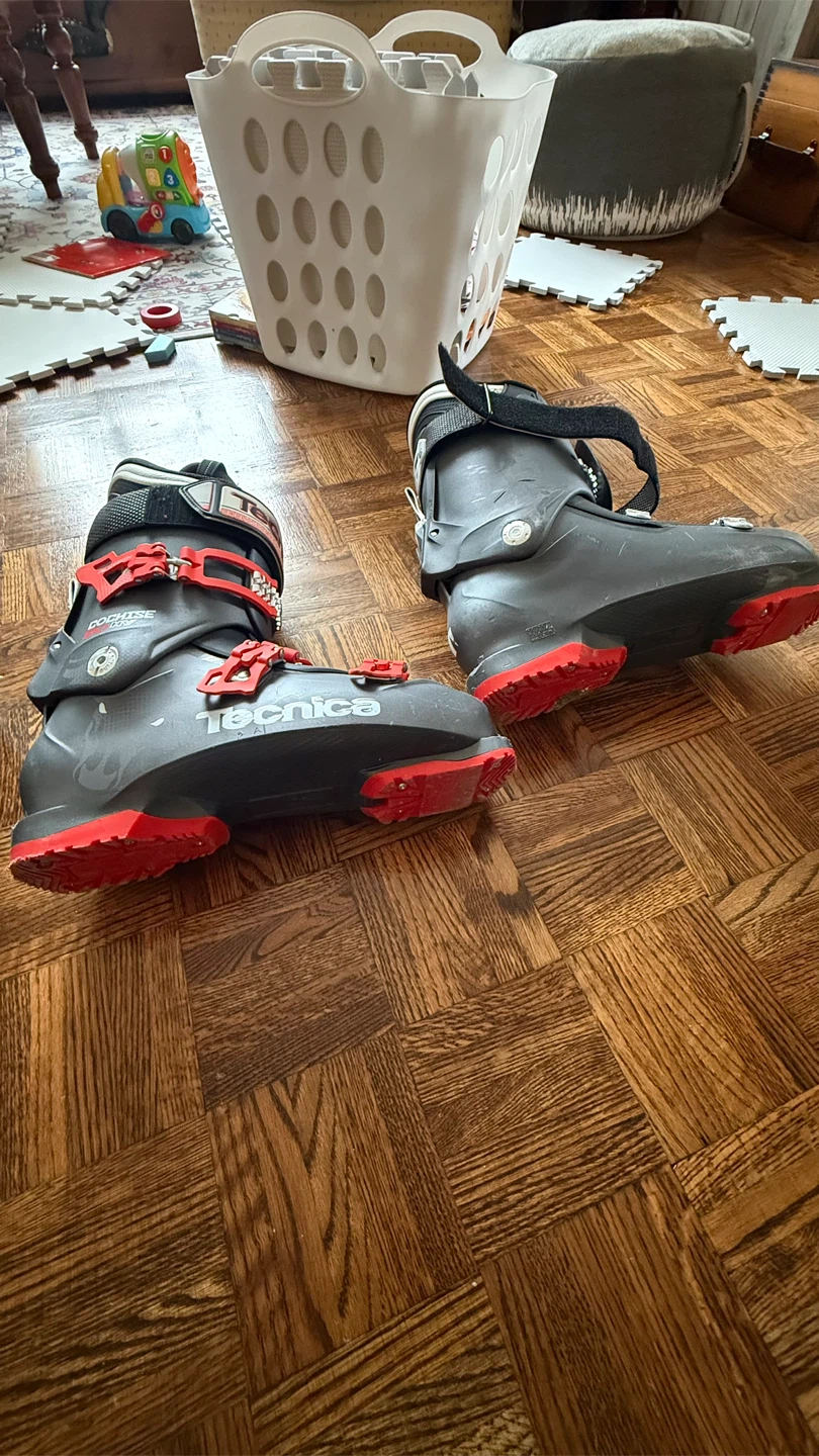 Ski Boots - Size 29-29.5 - photo 3