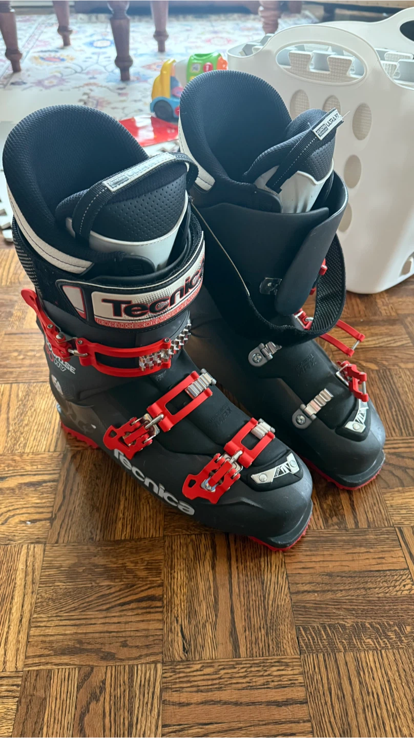 Ski Boots - Size 29-29.5 - photo 4