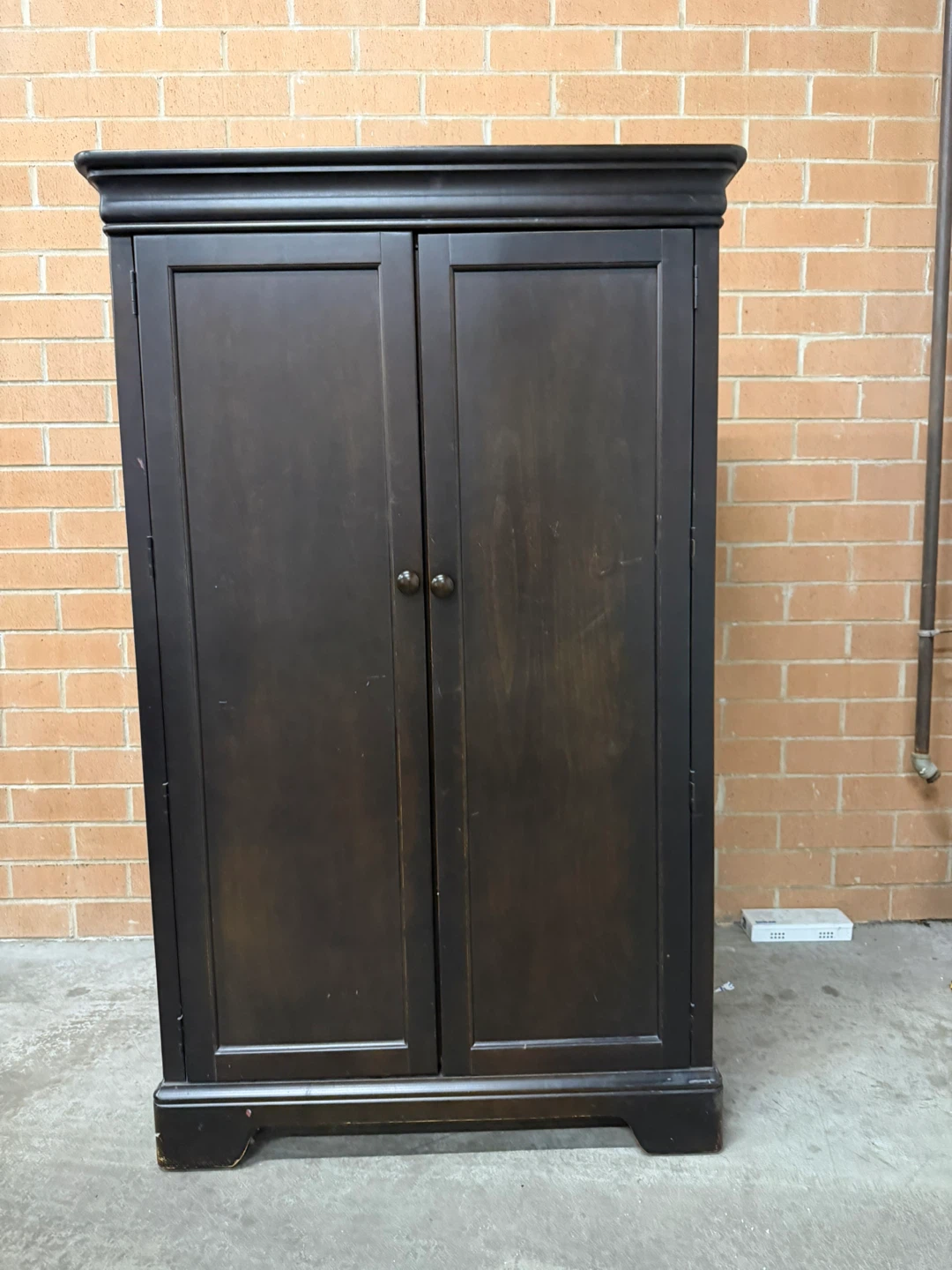 Dark Brown Wardrobe Cabinet with shelves