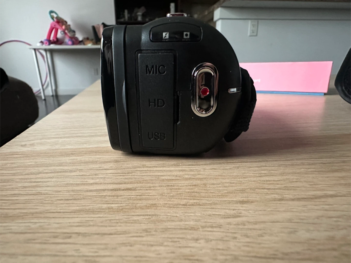 2.7K High Definition Camcorder - photo 3