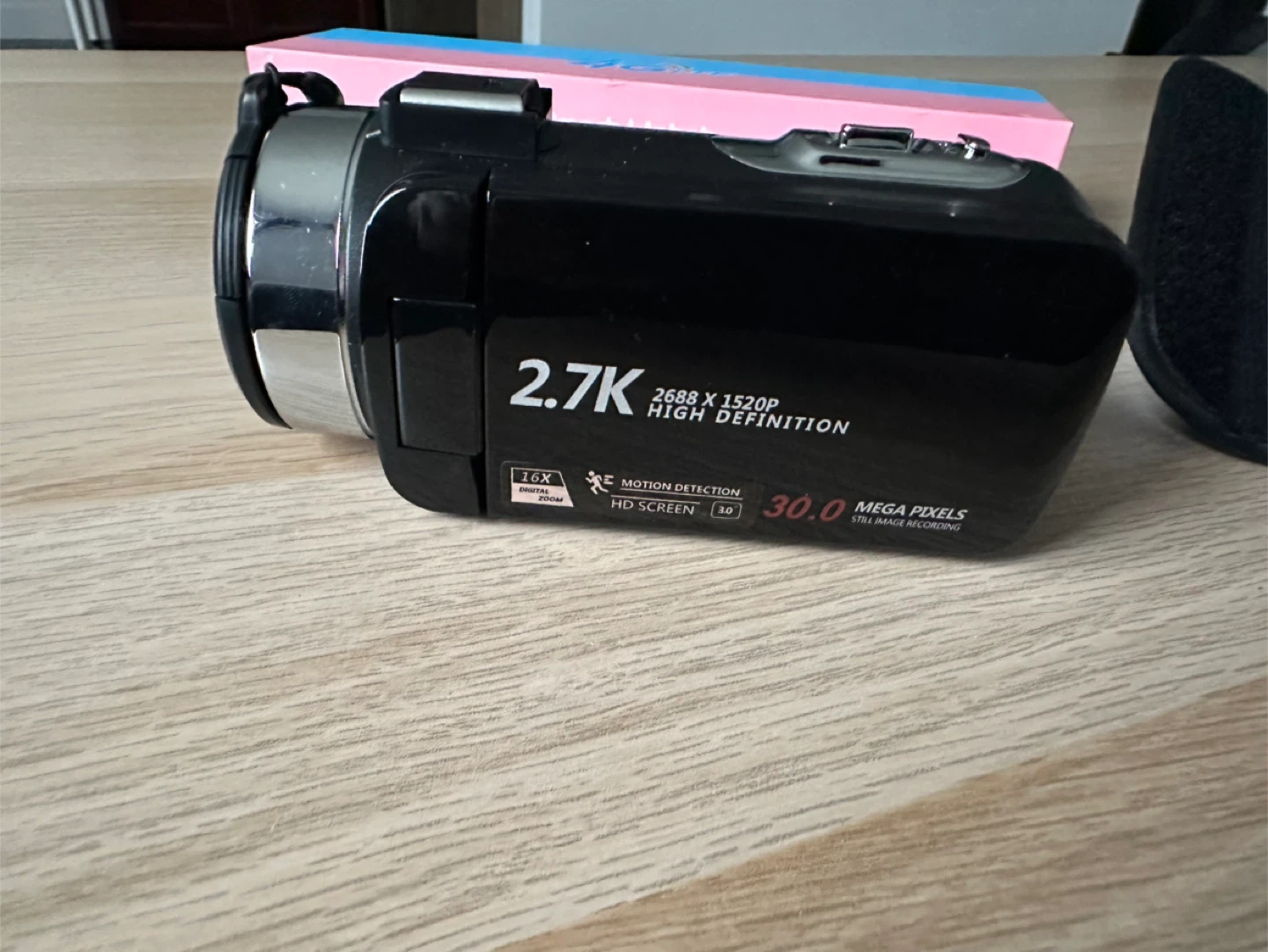 2.7K High Definition Camcorder