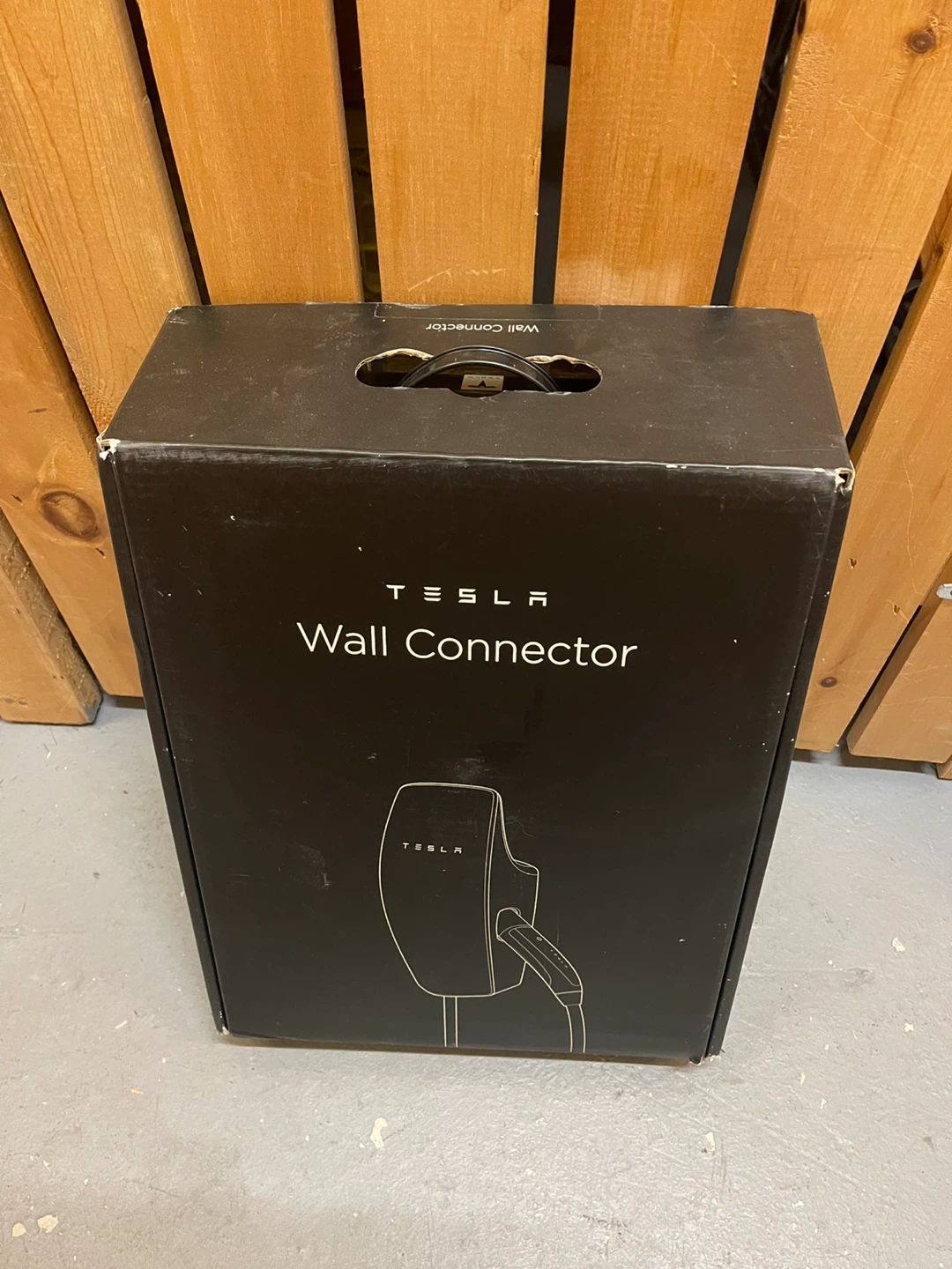 Tesla Wall Connector
