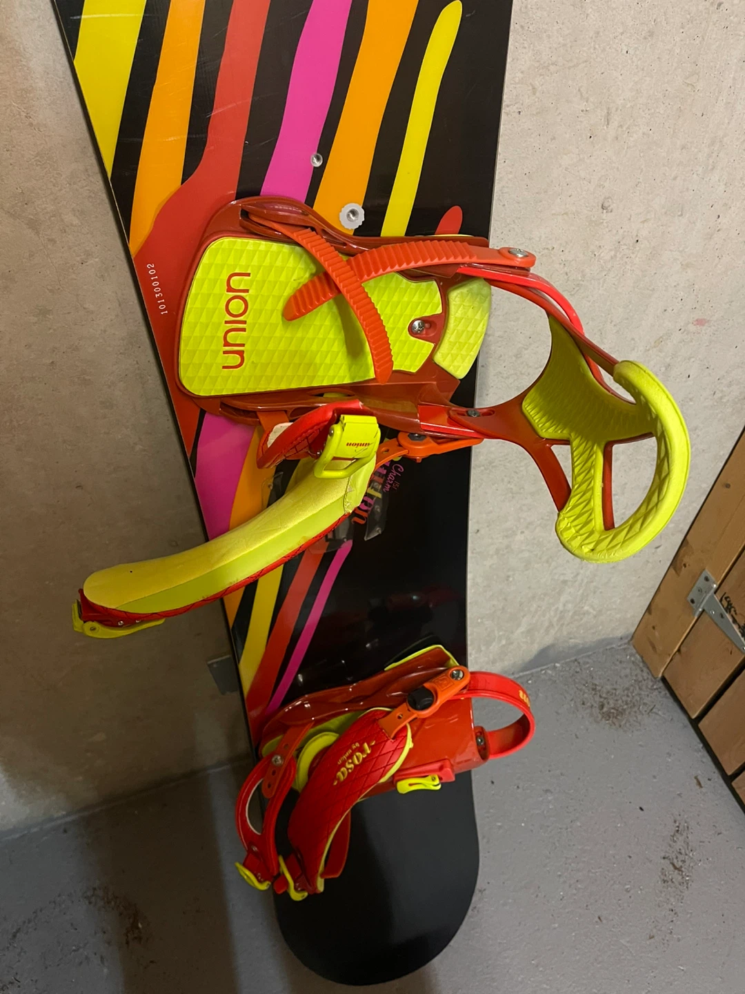 Burton Snowboard with Union Bindings - photo 2