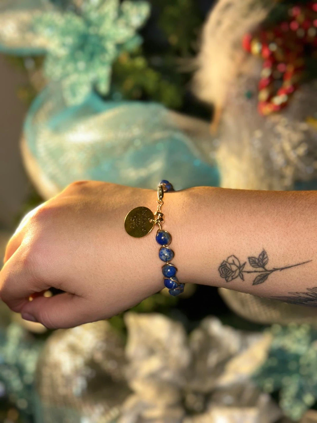Blue beaded bracelet with gold charm - photo 2