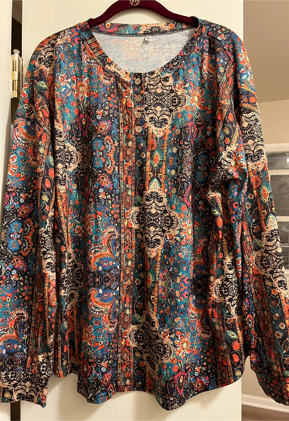 Colorful Patterned Long Sleeve Top~XL 🧡