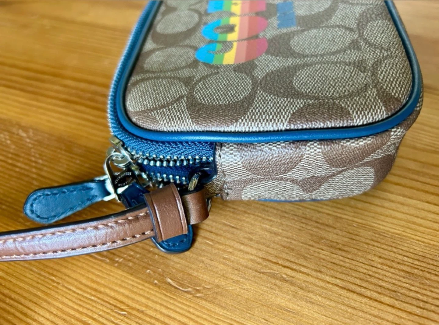 💯 Authentic *RARE* Coach Crossbody - photo 4