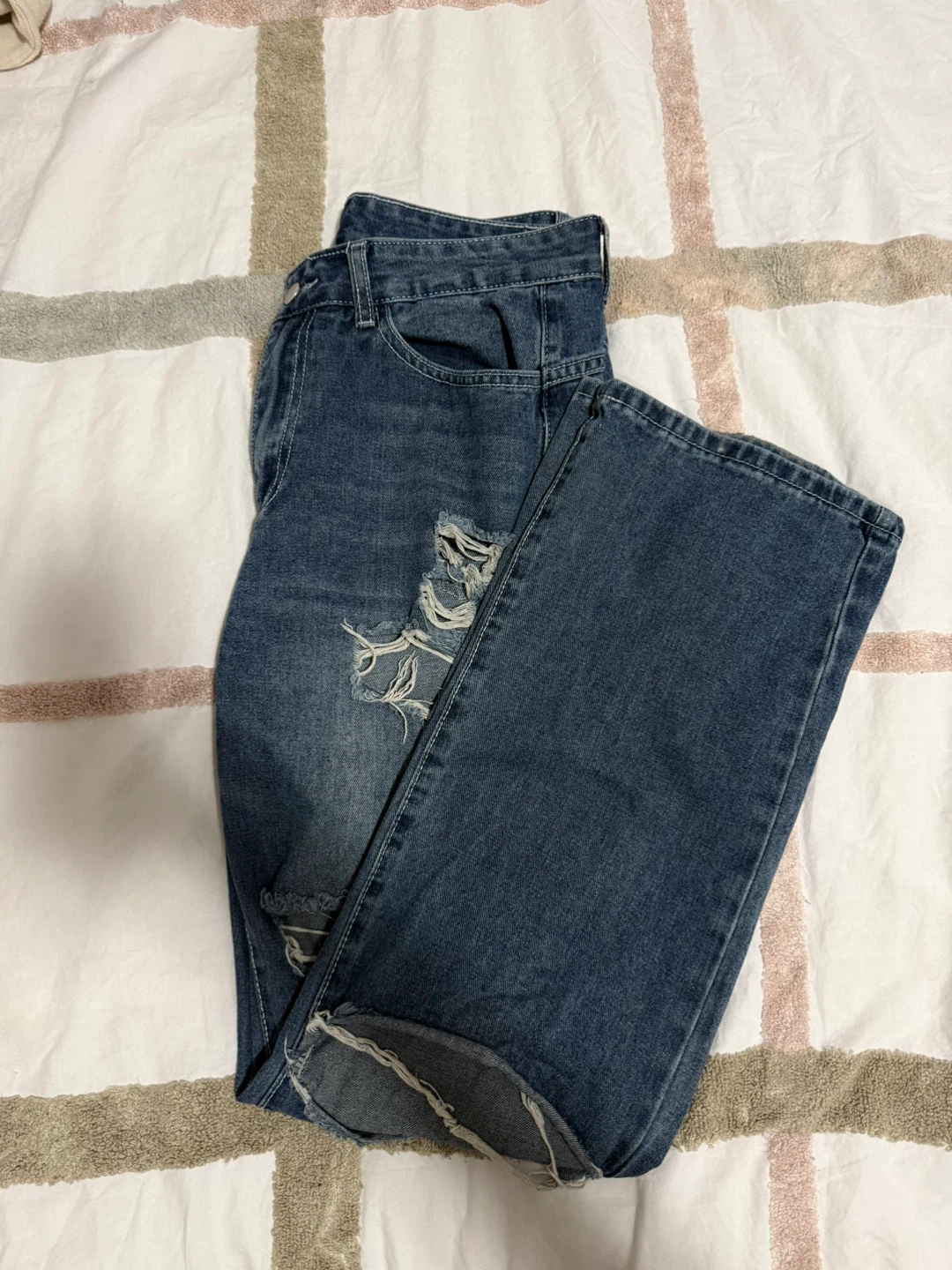 Ripped 'Queen' Jeans - Size M - photo 5