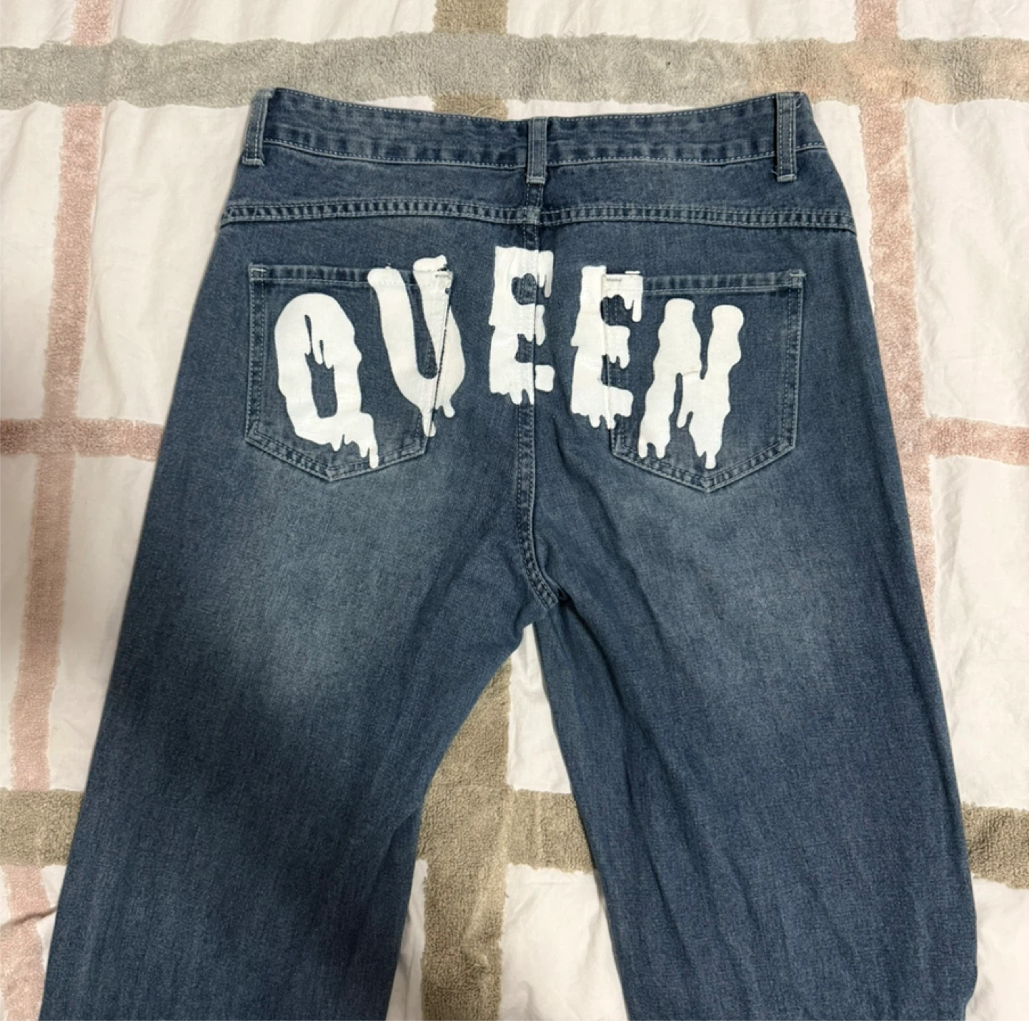 Ripped 'Queen' Jeans - Size M