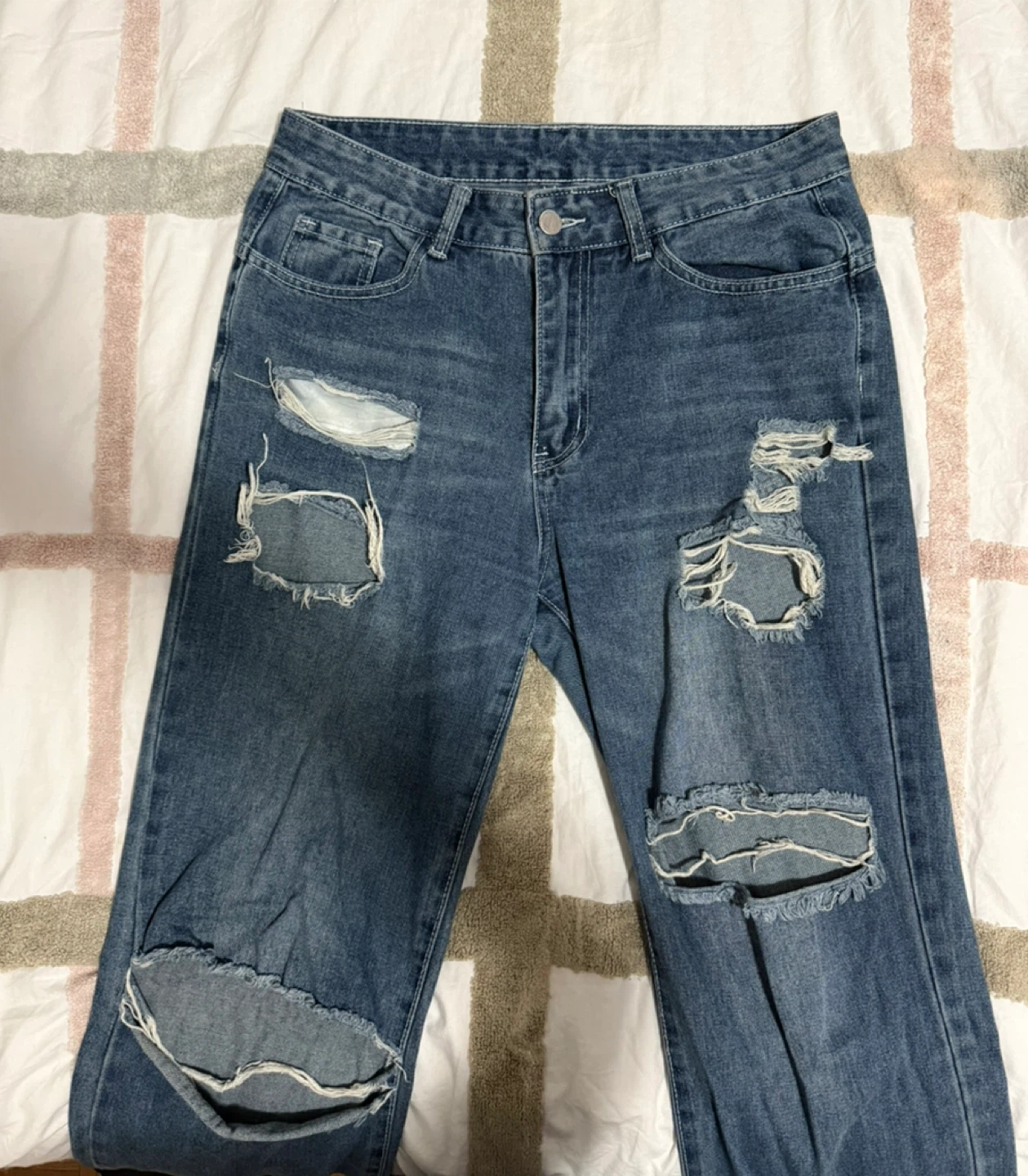 Ripped 'Queen' Jeans - Size M - photo 3