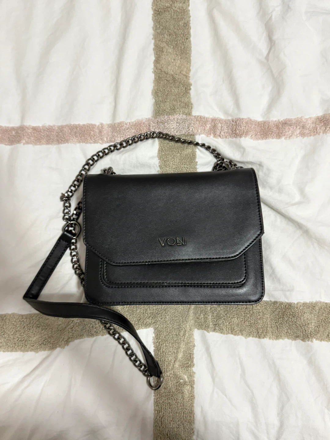 Voni Black Chain Bag