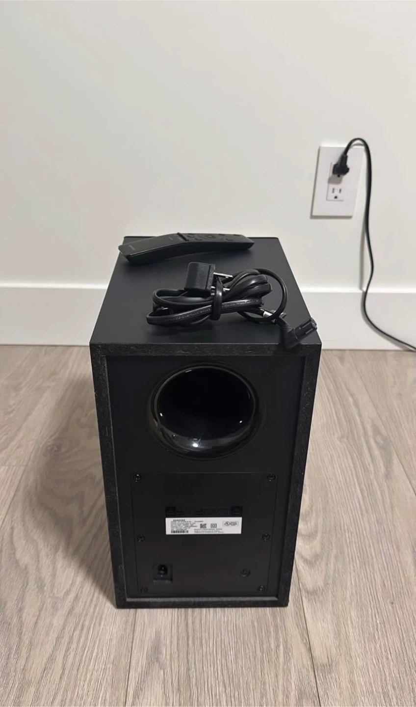 Samsung Soundbar with Subwoofer - photo 4