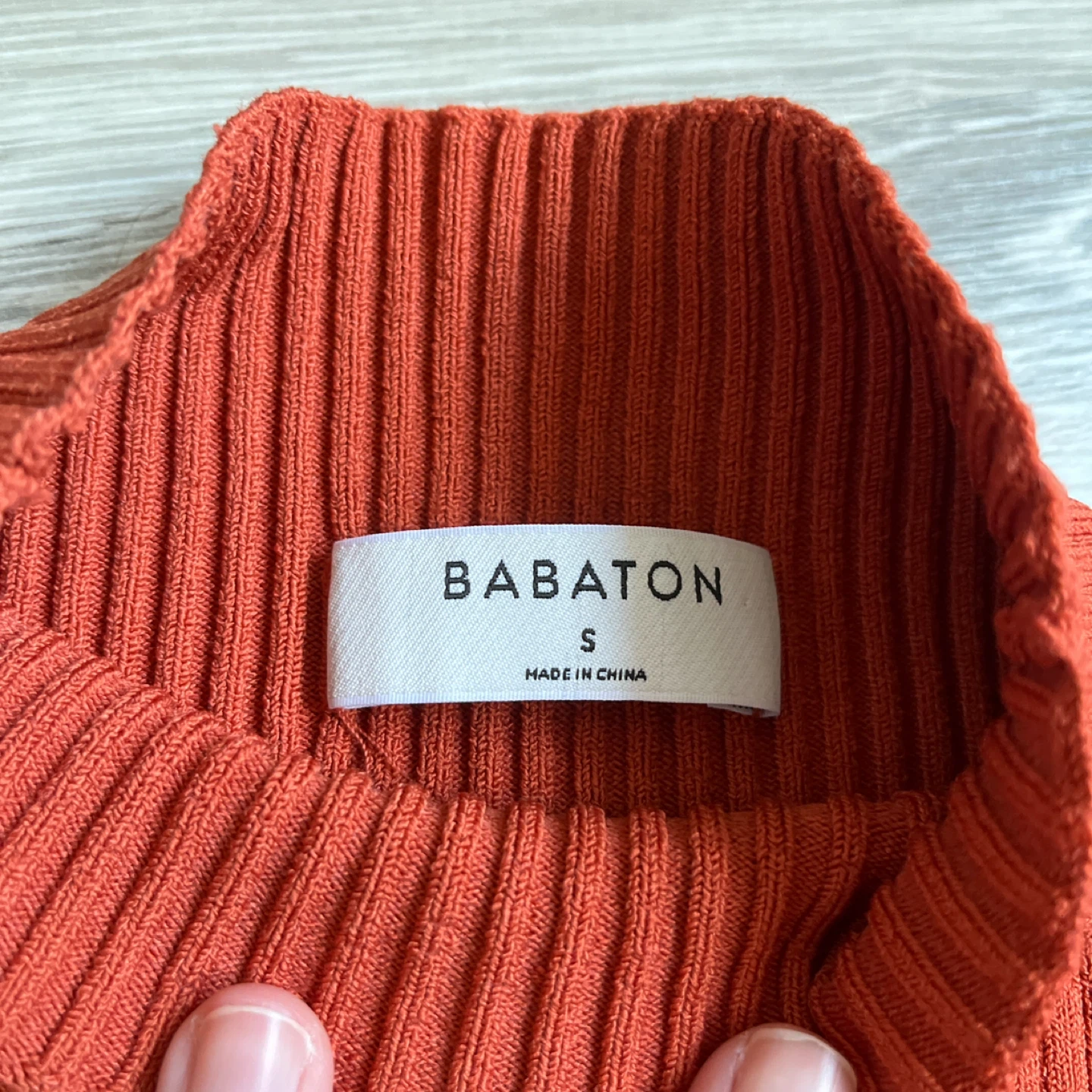 Aritzia Babaton Knit Longsleeve Top  - Size S - photo 2