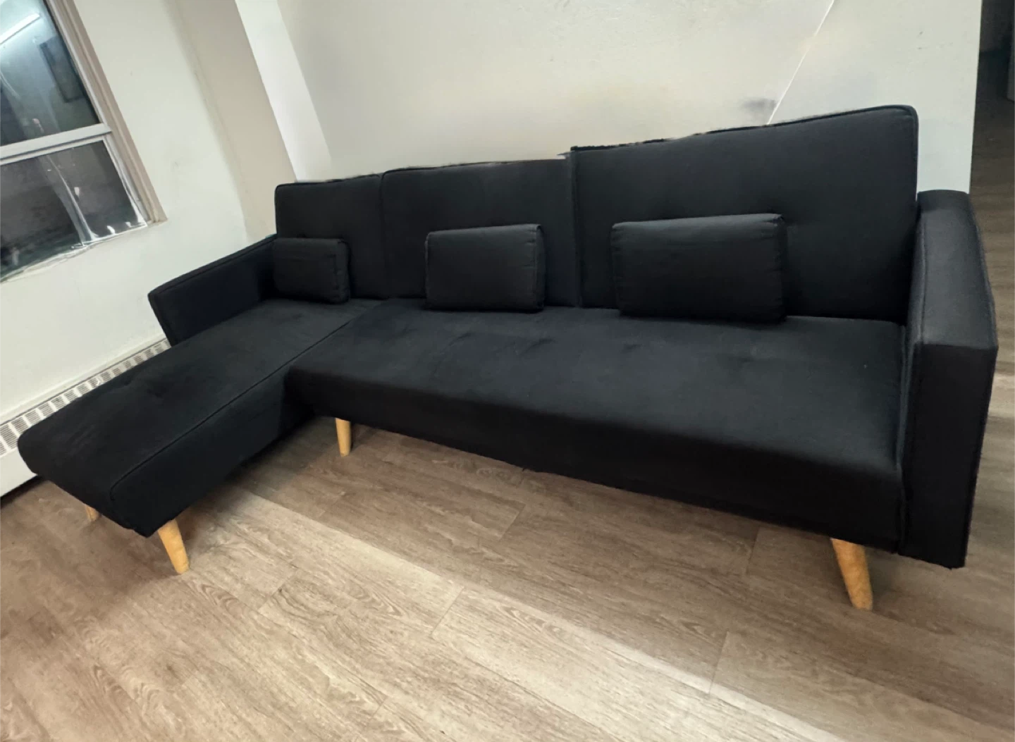 Black Sectional Sofa with Chaise Lounge
