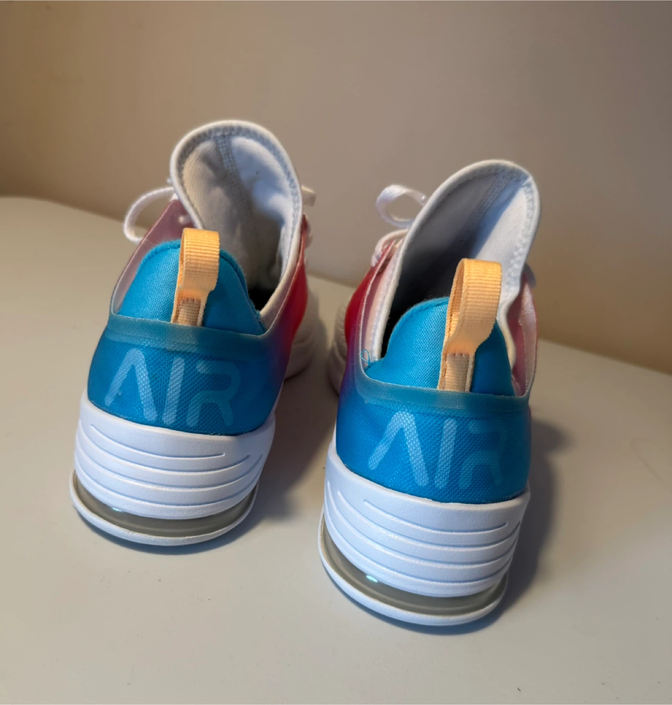 Nike Air White Sneakers - US ladies 9 - photo 4