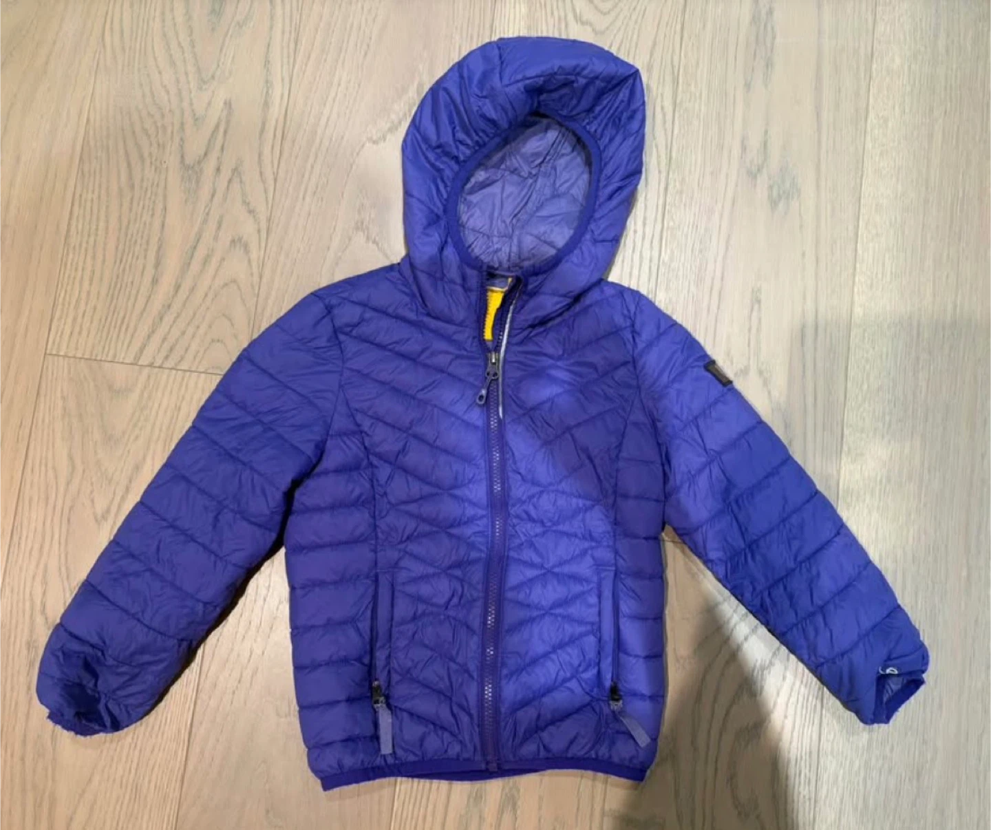 Lolë Kids' Puffer Jacket, Size XS (4/5)