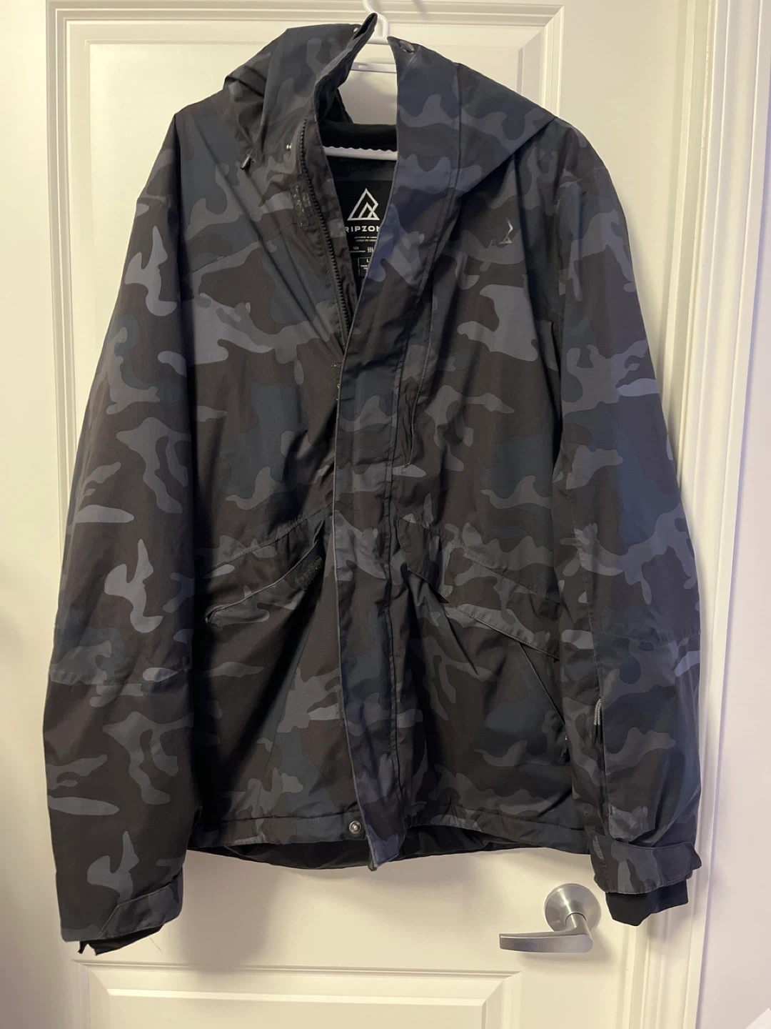 Ripzone Camo Jacket - Size L