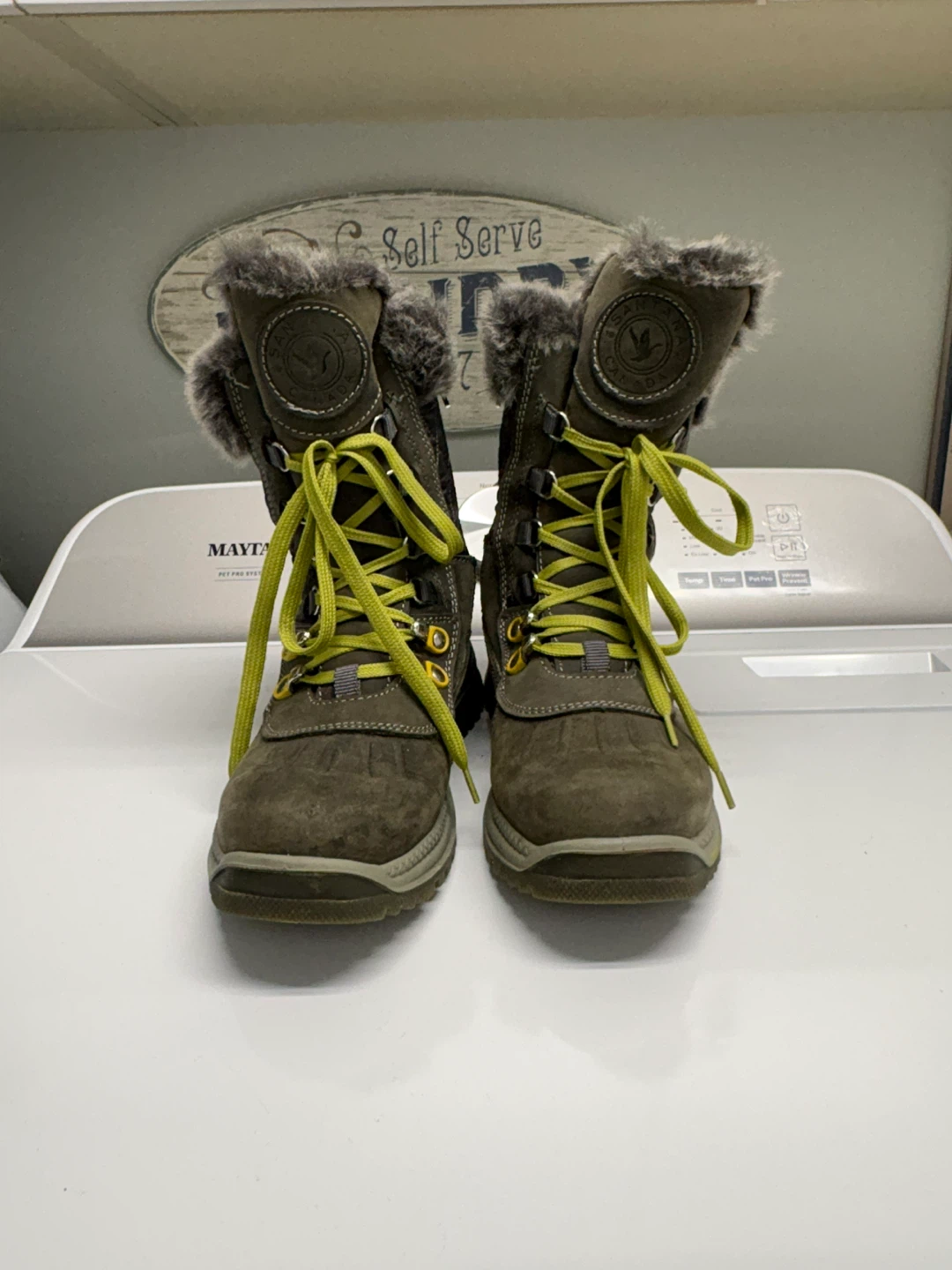 Santana Canada Women's Boots, Size 8 - photo 4