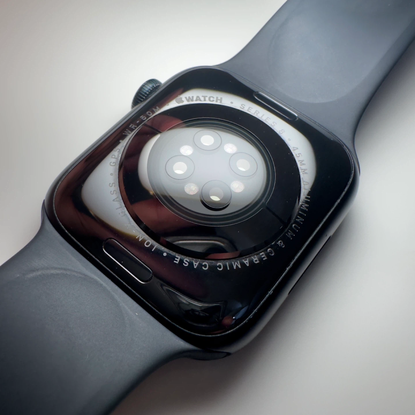 Apple Watch Series 8 – 45mm Midnight - photo 3