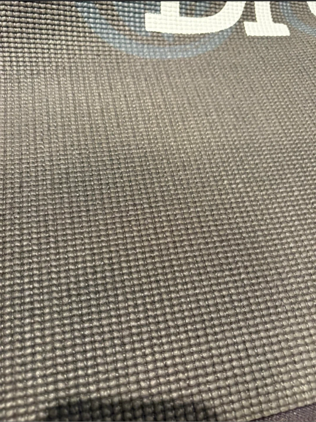 Divergent Yoga Mat - New in Packaging! - photo 5