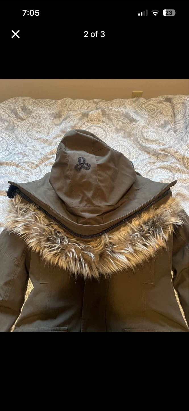 Aritzia Bancroft Parka - Dark Olive - photo 2