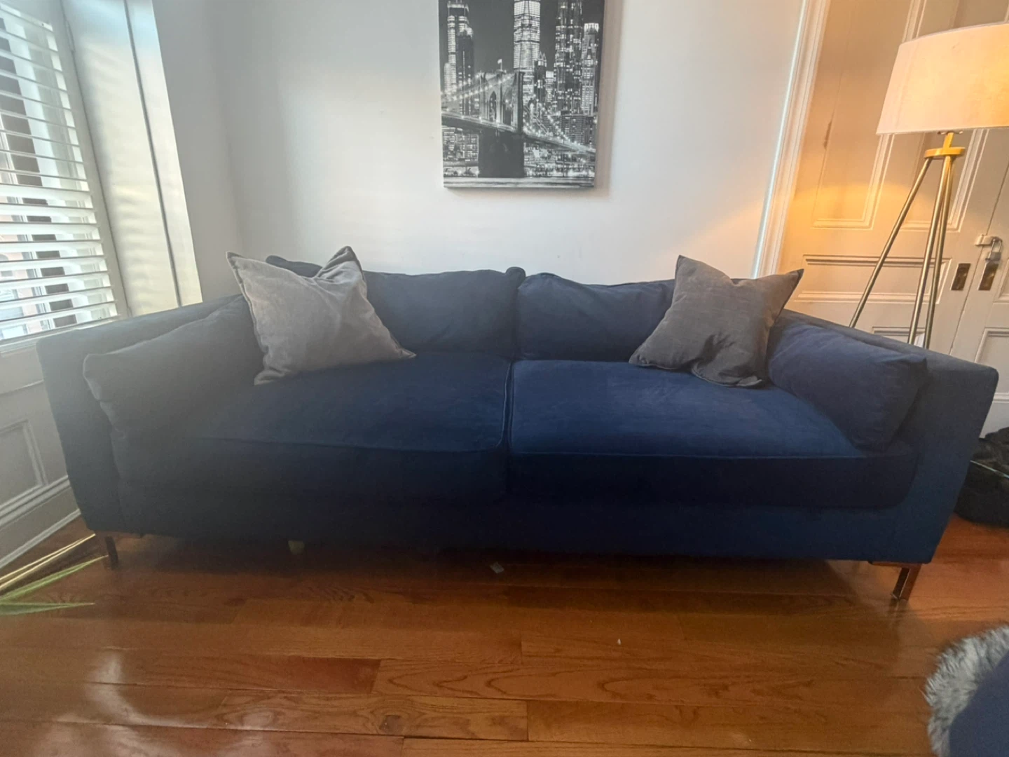Navy Blue velvet Sofa Price includes NYC delivery - photo 5