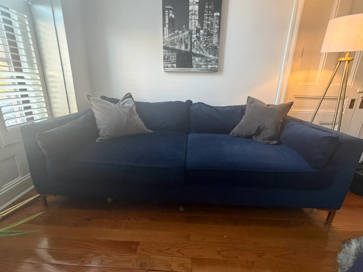 Navy Blue velvet Sofa Price includes NYC delivery - photo 4