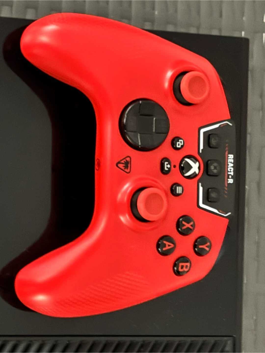 Xbox One Console + Controller - photo 2