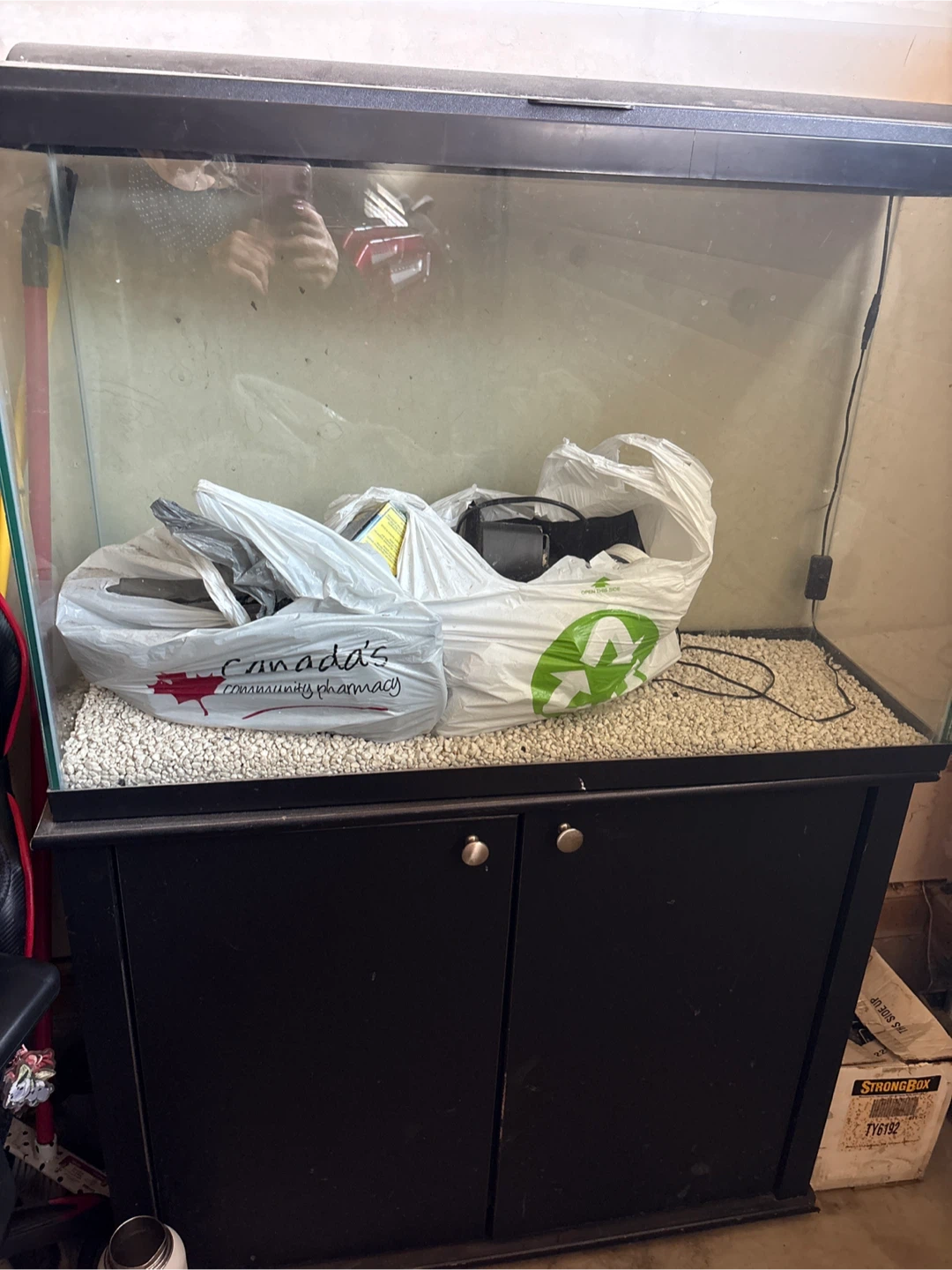 Fish Tank with Cabinet - photo 2