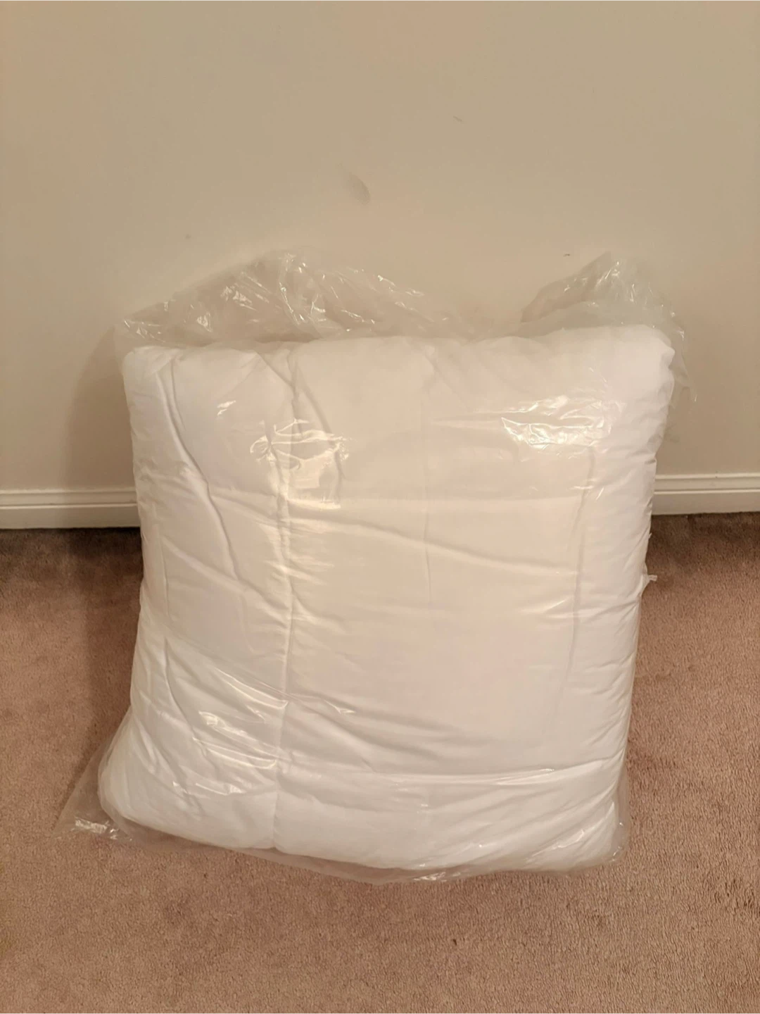 Endy New White King size blanket/ comforter set