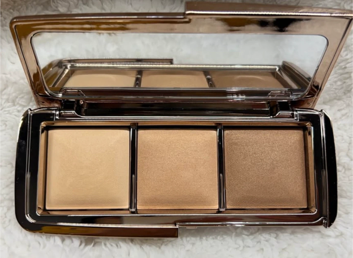 Hourglass Ambient Lighting Edit Palette- Retails $98 plus tax