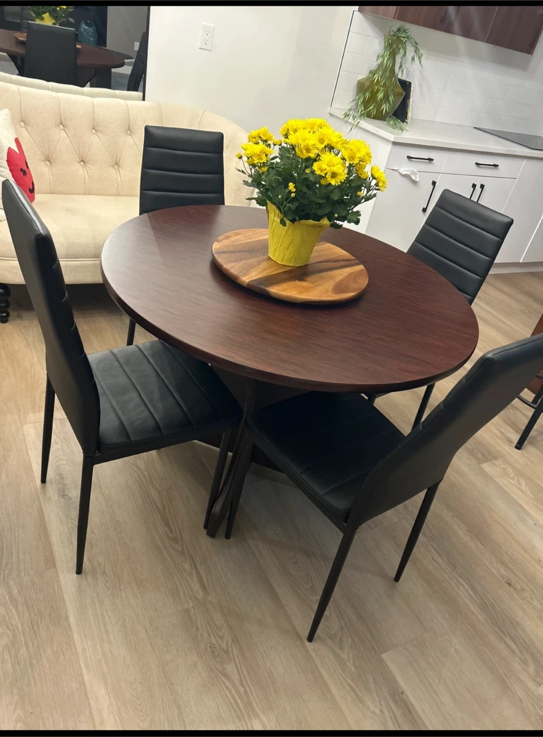 Round Dining Table 42” with 6 Black Chairs