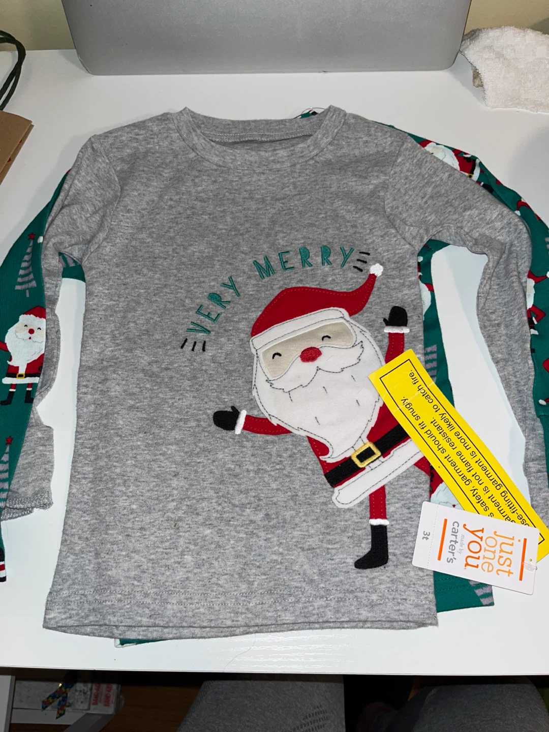 🧡Carter's 3T Christmas Pajama Set 🧡