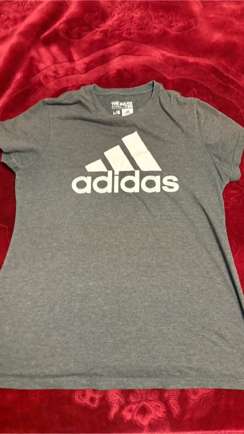 Adidas "The Go-To Tee" - Size Large