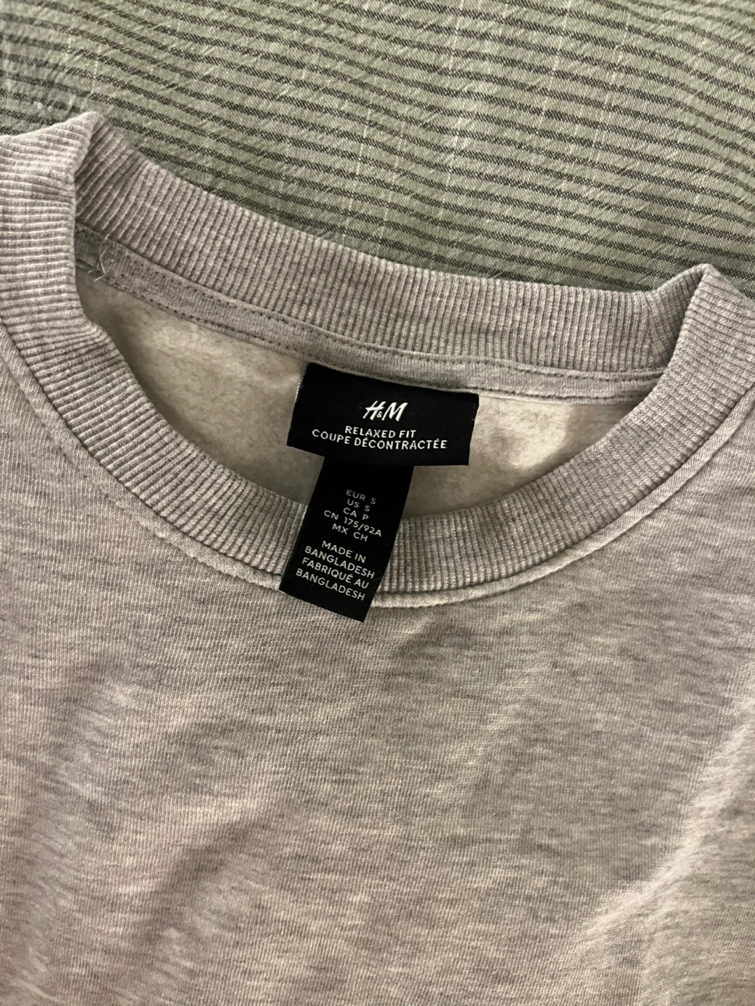 H&M Grey Crewneck Sweatshirt - Size S - photo 2