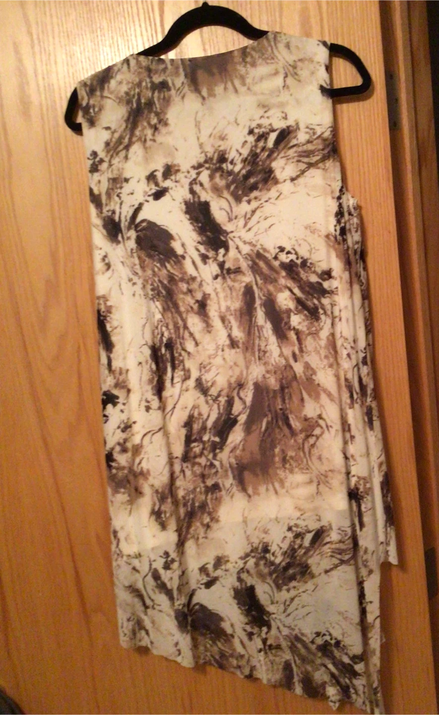 Sleeveless Dress - Size X Large seems more like Large,never worn - photo 3