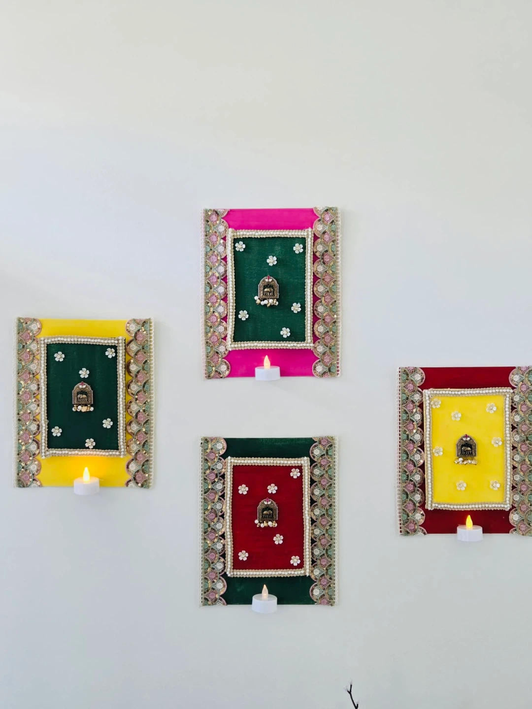 Set of 4 Decorative Wall Art Frames - photo 2