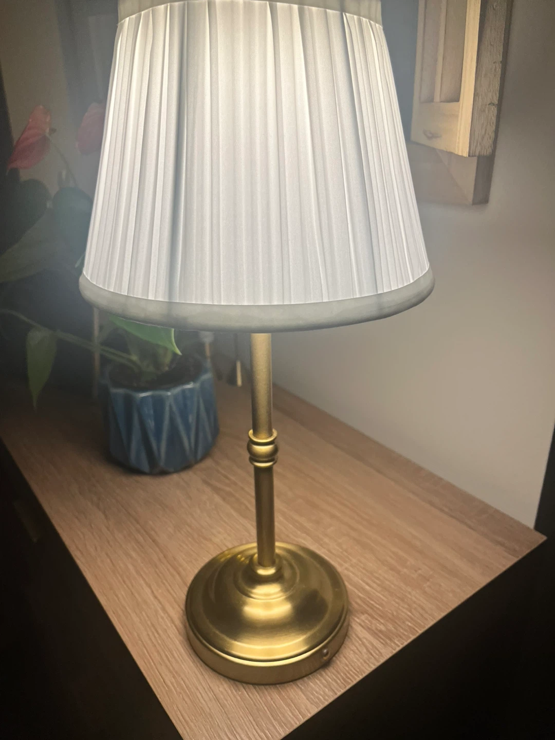 Table Lamp with White Pleated Shade - photo 2