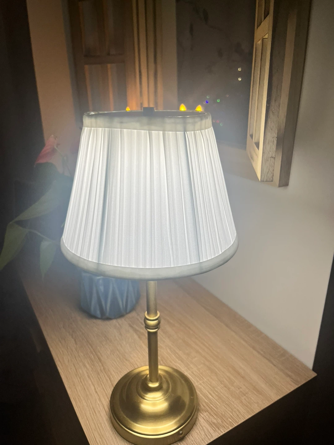 Table Lamp with White Pleated Shade - photo 5