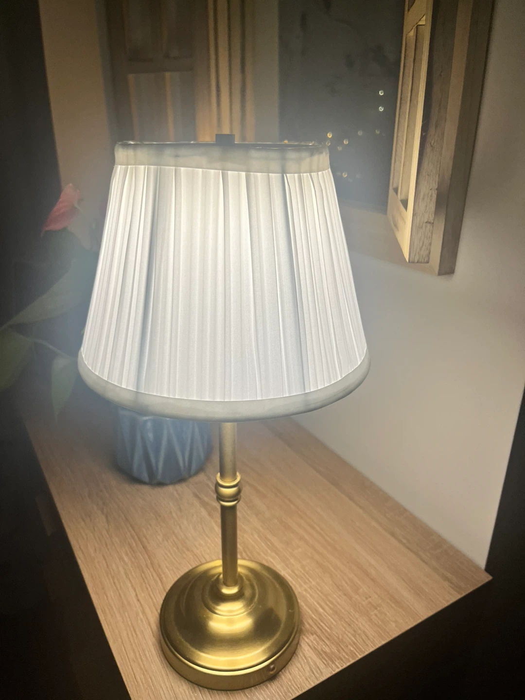 Table Lamp with White Pleated Shade - photo 4