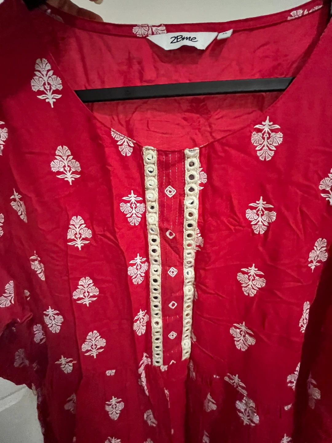 2Bme Red & White Patterned Tunic Top - photo 3
